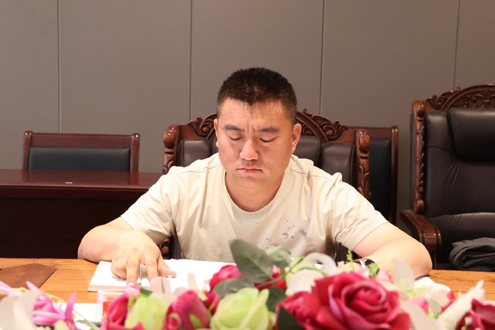 深入贯彻中央八项规定精神学习教育