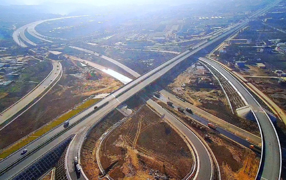 G244线庆阳过境段公路项目